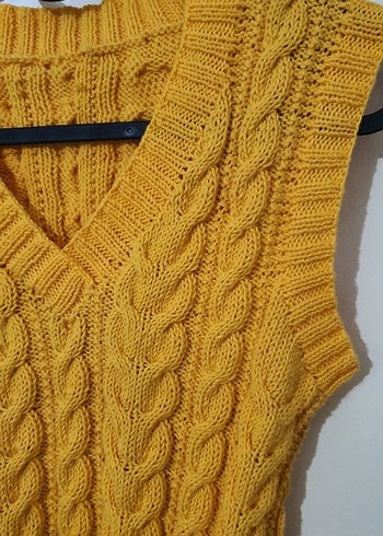 Sarı V Yaka Örgü Kadın Süveter - Görsel 2