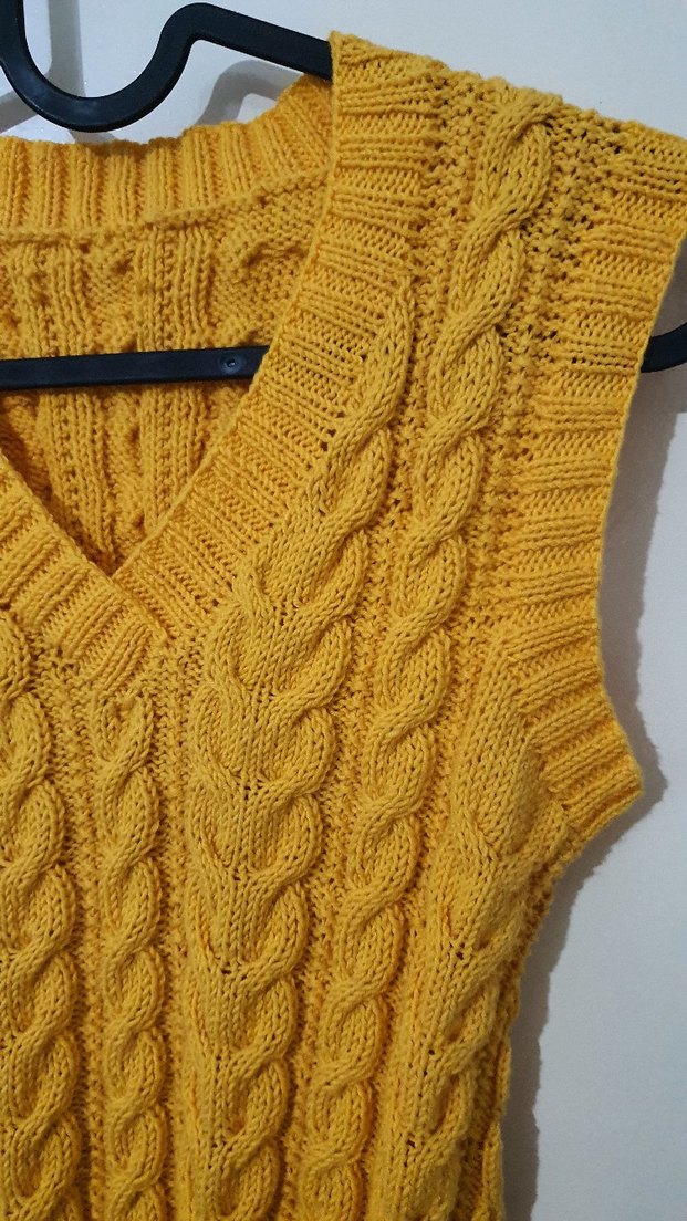 Sarı V Yaka Örgü Kadın Süveter - Görsel 2