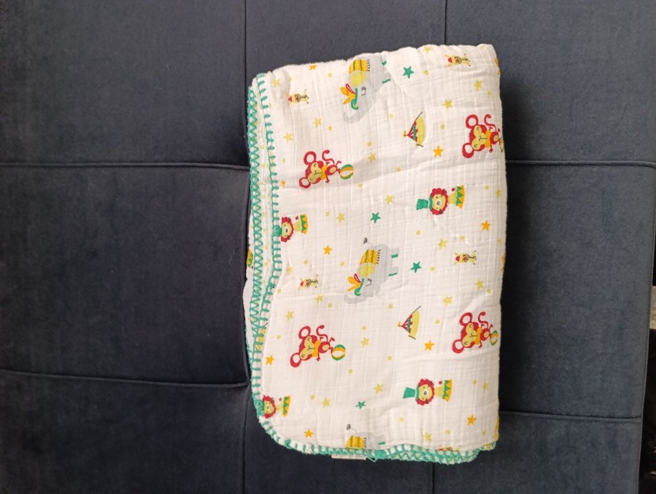 Renkli Baskılı Çocuk müslin örtü - Görsel 2