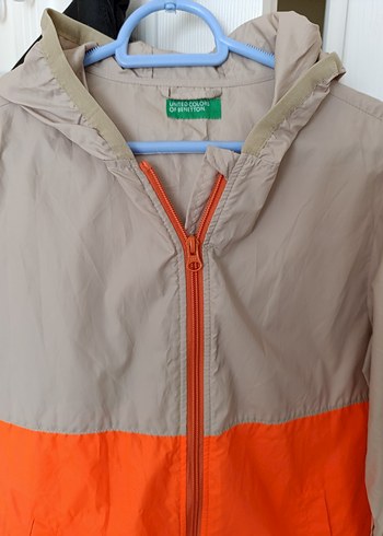 Benetton Kapüşonlu Yağmurluk - Görsel 2