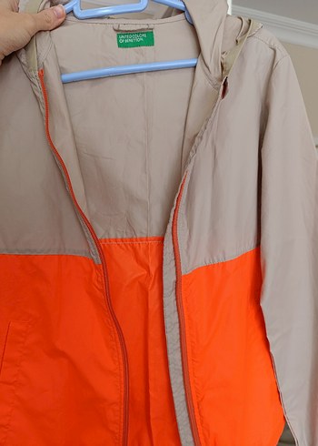Benetton Kapüşonlu Yağmurluk - Görsel 7