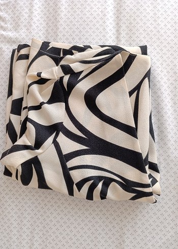 Zebra Desenli V Yaka Midi Elbise - Görsel 7