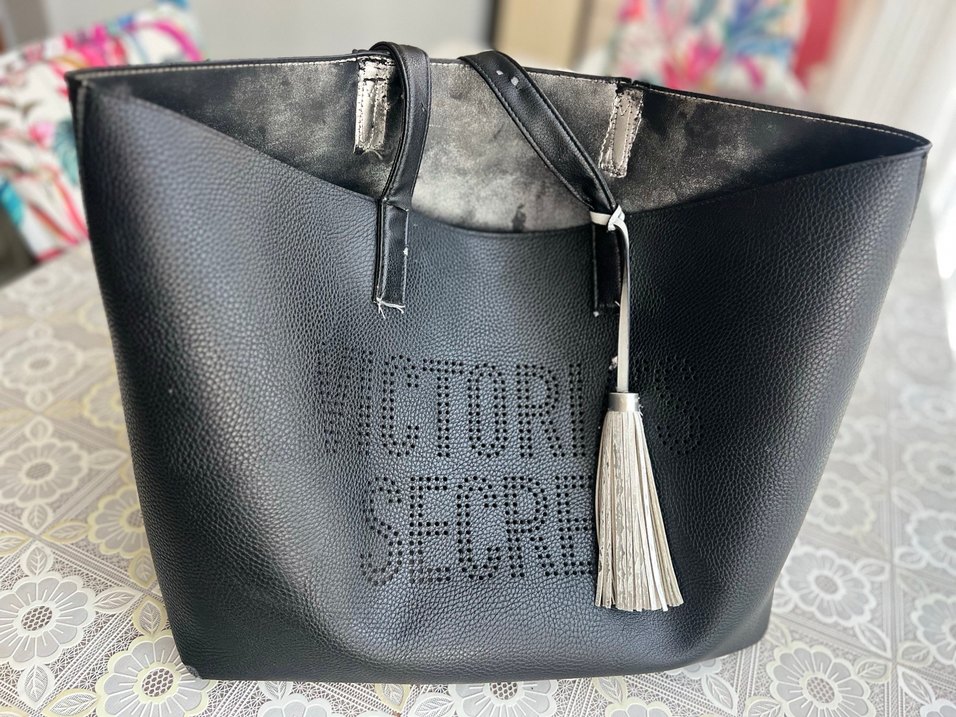 Siyah Deri Kadın Çanta Püsküllü - Görsel 2
