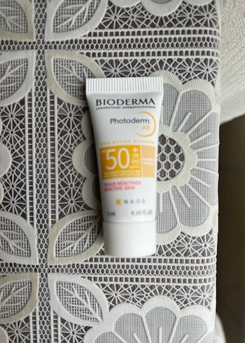 Bioderma Photoderm AR SPF 50+ Güneş Kremi - Görsel 4