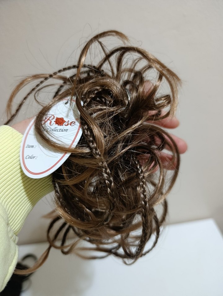 Saçta Şıklık ve Kolaylık: lastikli Postişler - Görsel 2