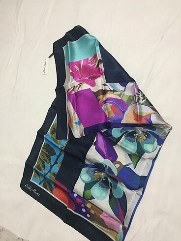 Silkhome eşarp