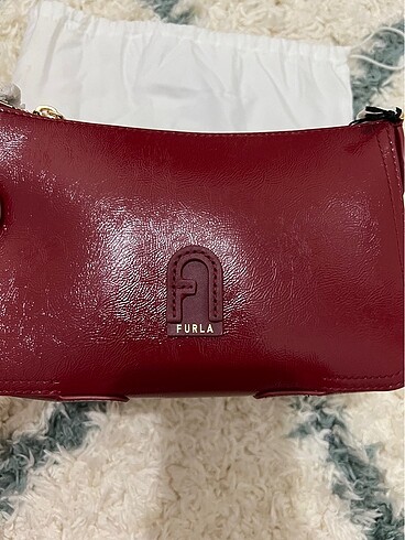  Beden Furla Çanta