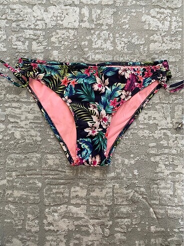 Penti Bikini Altı