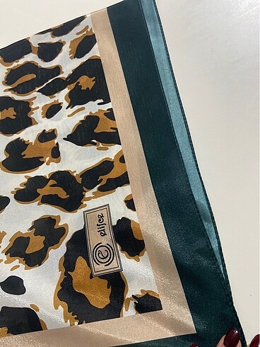  Beden Leopar desenli şal