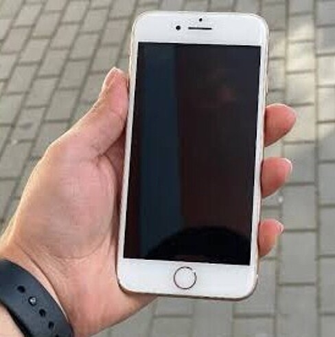 İphone 8 64 GB Sıfır Gibi Tertemizdir. Pil Sağlığı 0