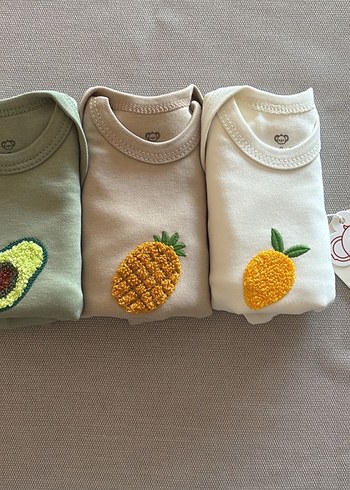 3 Ay Beden Nakışlı Bohem Uzun Kollu Body 3 adet