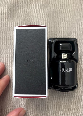 Beden Givenchy L'Interdit Kadın Parfümü 10 ml
