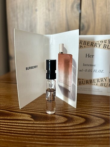  Beden Burberry Her Intense 1,5ml 10 adet