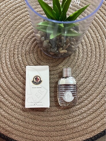 Moncler Pour Femme
