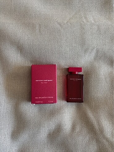 Narciso Rodriguez for her Edp intense 7,5ml
