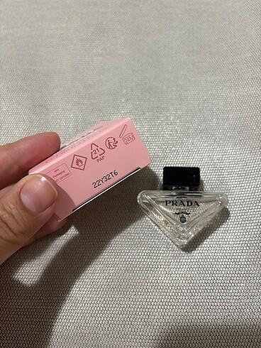 Beden Prada Paradoxe Virtual Flower Edp 7ml