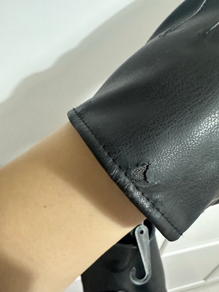 Klasik Siyah Deri Kadın Biker Eldiveni - Görsel 4