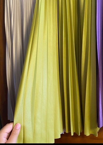 Pilili Uzun Kadın Etek - Görsel 4