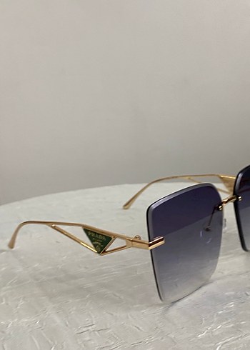 Prada Kadın Güneş Gözlüğü - Görsel 4