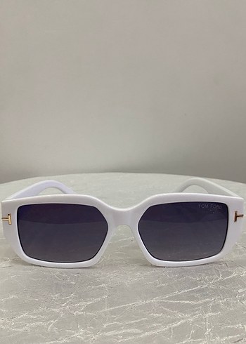 Tom Ford Beyaz Modern Klasik Kadın Güneş Gözlüğü - Görsel 3