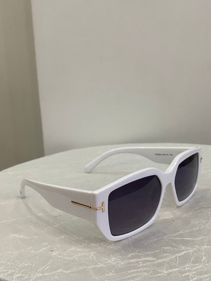Tom Ford Beyaz Modern Klasik Kadın Güneş Gözlüğü - Görsel 2