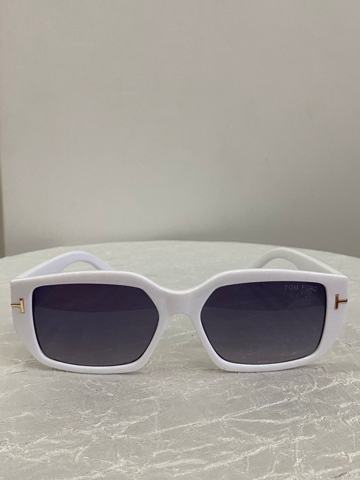 Tom Ford Beyaz Modern Klasik Kadın Güneş Gözlüğü - Görsel 3
