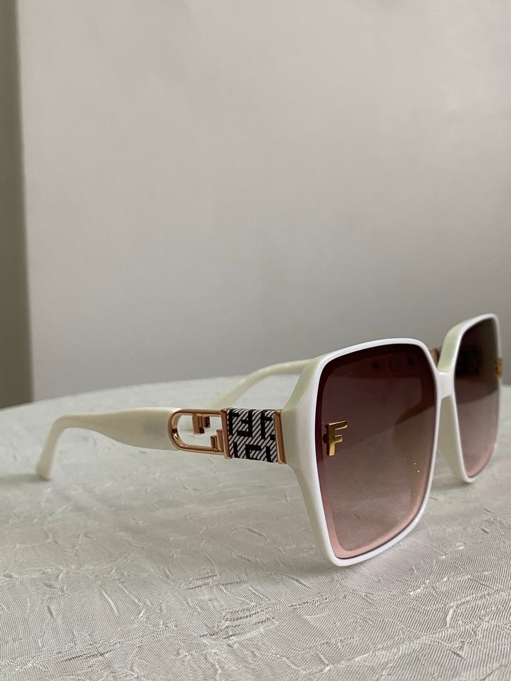 Fendi Kadın Güneş Gözlüğü - Görsel 2
