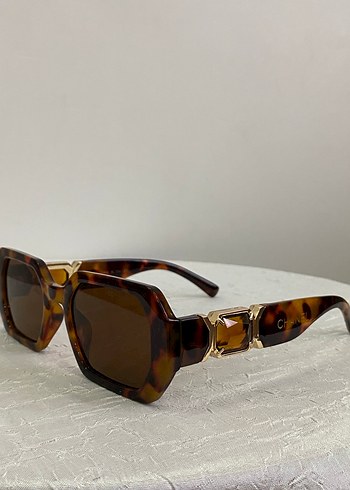 Taş Detaylı Kahverengi Chanel Güneş Gözlüğü - Görsel 2