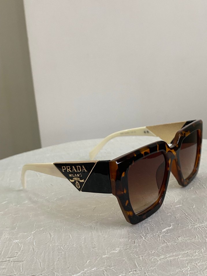 Prada Klasik Kahverengi Kadın Güneş Gözlüğü - Görsel 4