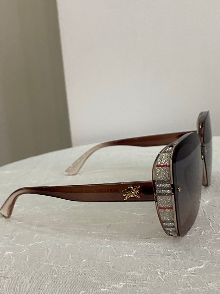 Burberry  Kahverengi Kadın Gözlüğü - Görsel 3