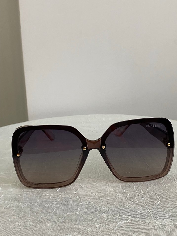 Burberry  Kahverengi Kadın Gözlüğü - Görsel 4