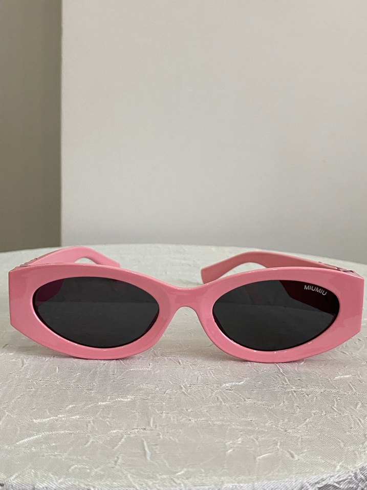 Pembe MIU MIU Güneş Gözlüğü - Görsel 3