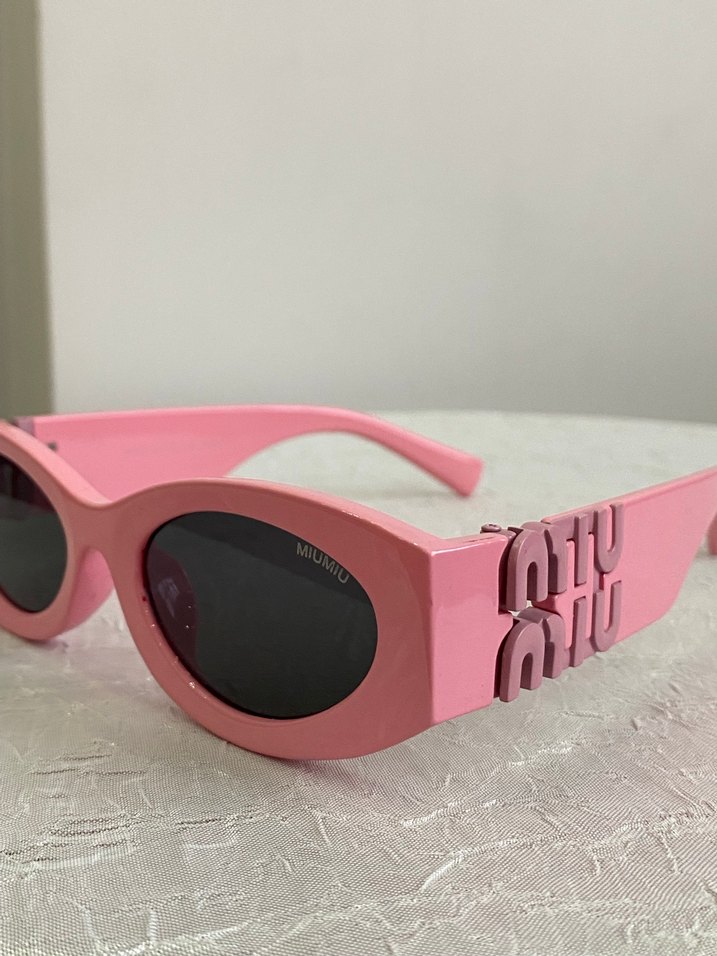 Pembe MIU MIU Güneş Gözlüğü - Görsel 4