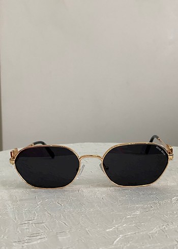 Miu Miu Modern Klasik Kadın Güneş Gözlüğü - Görsel 4