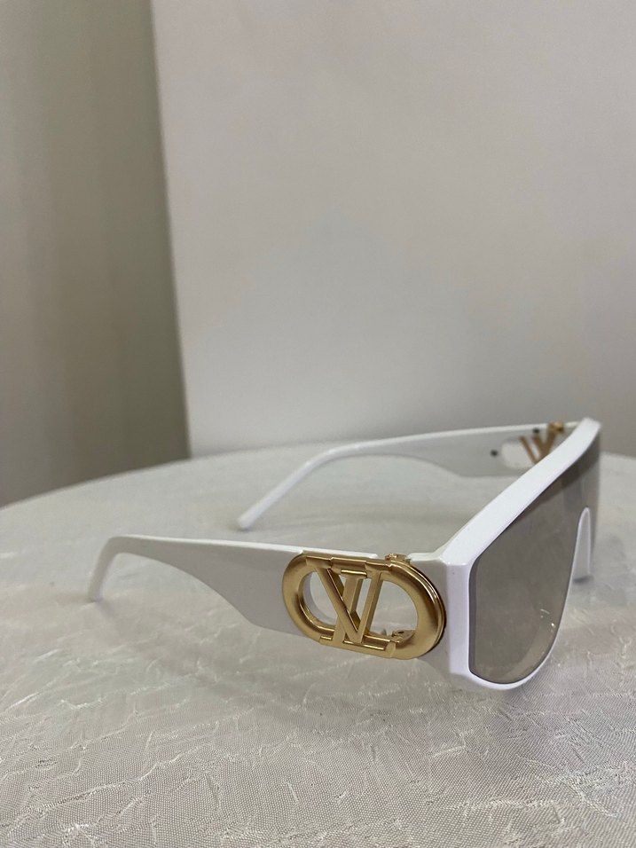 Louis Vuitton Aynalı Kadın Güneş Gözlüğü - Görsel 2