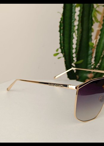 Louis Vuitton Kadın Güneş Gözlüğü - Görsel 4