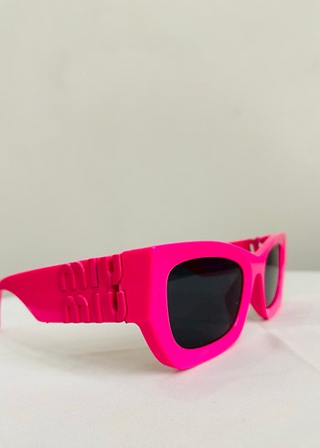 Parlak Pembe Miu Miu Kadın Güneş Gözlüğü - Görsel 2