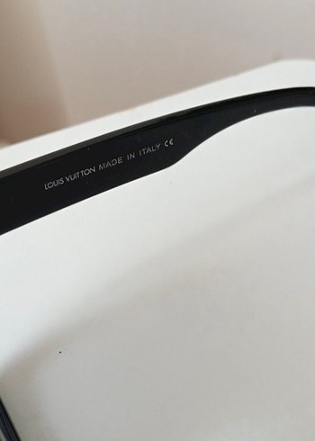 Louis Vuitton Siyah Kadın Güneş Gözlüğü - Görsel 4