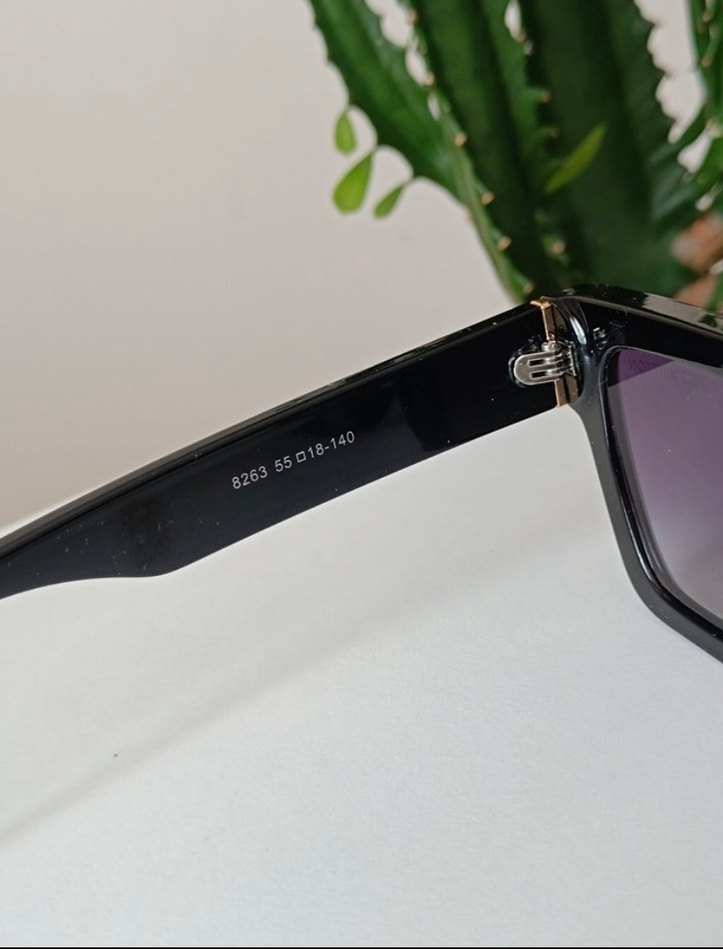 Louis Vuitton Siyah Kadın Güneş Gözlüğü - Görsel 3