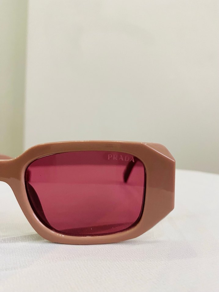 Prada Kadın Güneş Gözlüğü - Görsel 4