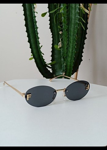 Beden Siyah Minimalist Kadın Güneş Gözlüğü
