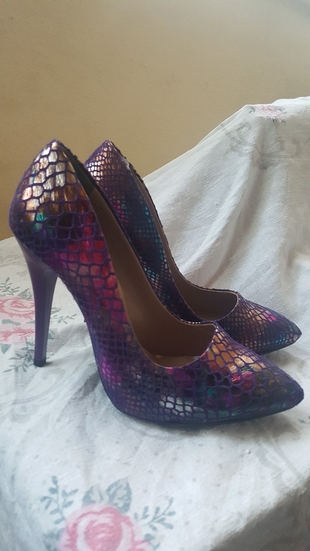 36 Beden mor Renk mukemmel bir stiletto