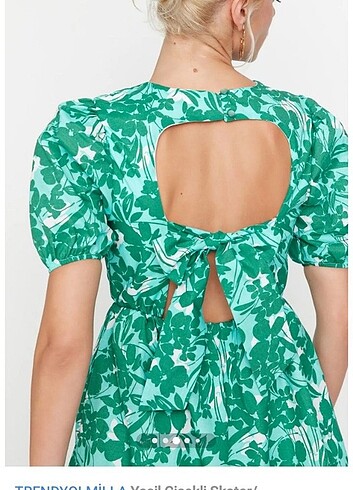 Trendyol & Milla Yeşil sırt detaylı elbise
