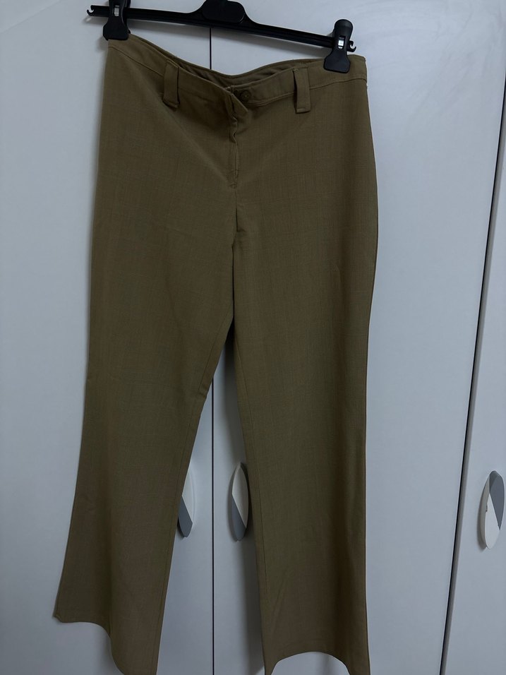 Bej Kemerli Kadın Kumaş Pantolon - Görsel 2