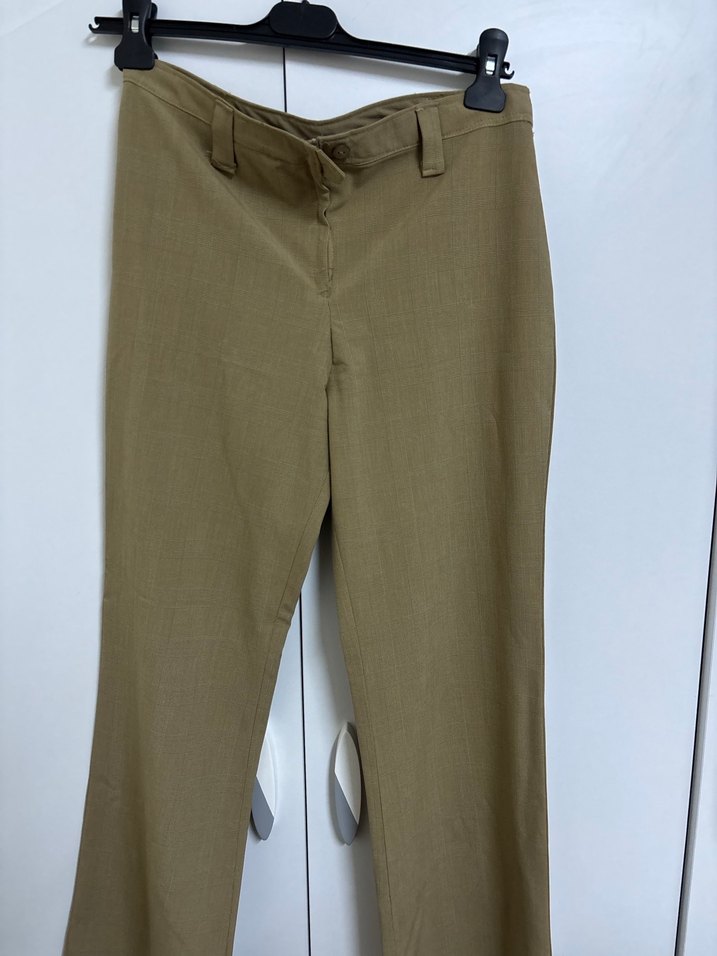 Bej Kemerli Kadın Kumaş Pantolon - Görsel 3