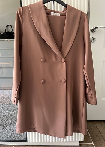 38 Beden Kahverengi Uzun Kollu Düğmeli Blazer Pantolon Takım
