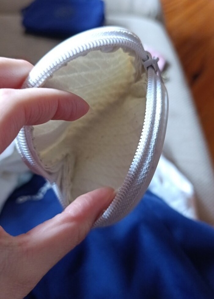 Beyaz bozuk para cüzdanı - Görsel 2