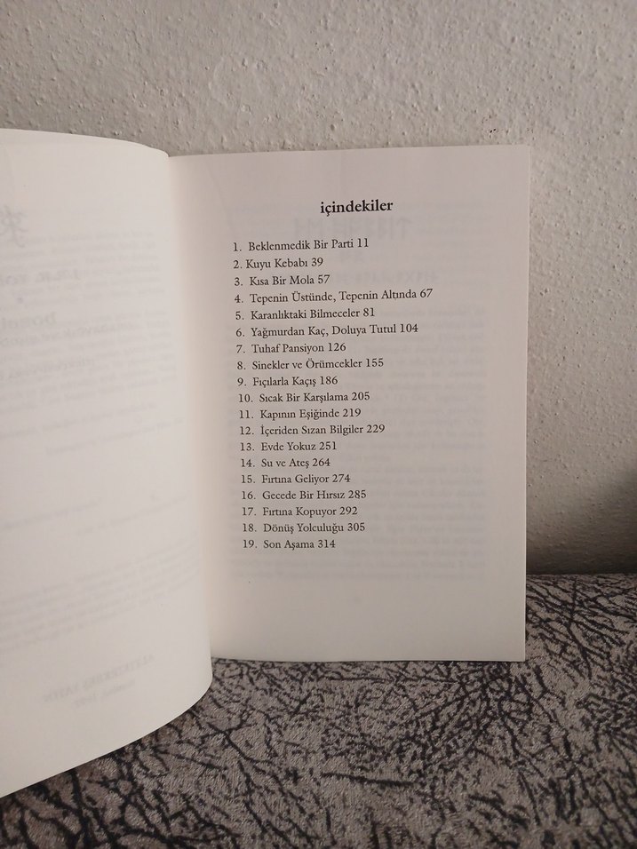 J.R.R. Tolkien - Hobbit:Oradaydık ve Şimdi Buradayız- - Görsel 4