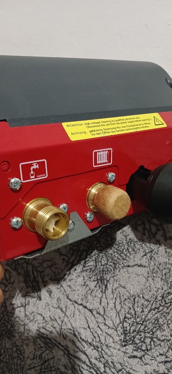 Flamco Kompakt Kırmızı Pompasız Basınç Ünitesi - Görsel 4