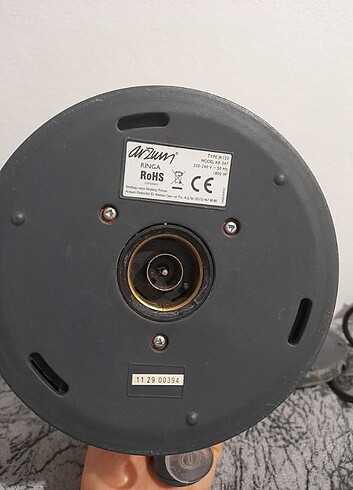 l Beden siyah Renk Arzum AR 347 Ringa Kettle Su Isıtıcı